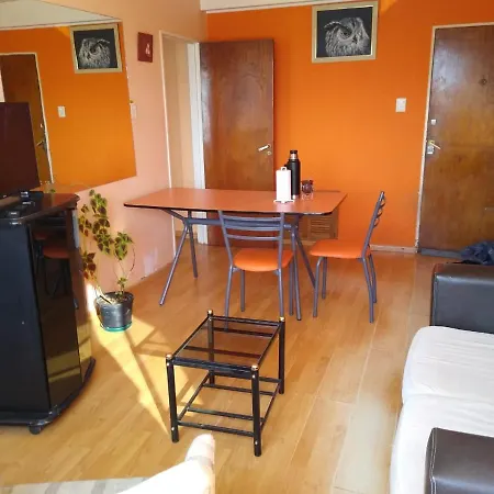 Apartamento Departamento Del Centro - Con Escaleras Río Gallegos Exterior foto