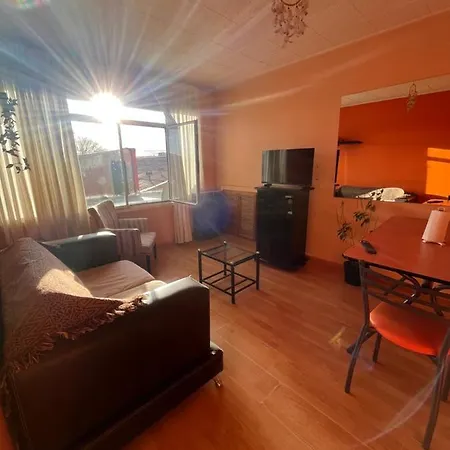 Apartamento Departamento Del Centro - Con Escaleras Río Gallegos Exterior foto